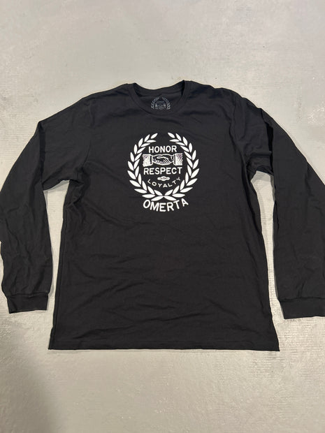 CLEARANCE - Wreath Long Sleeve Short - X-Large